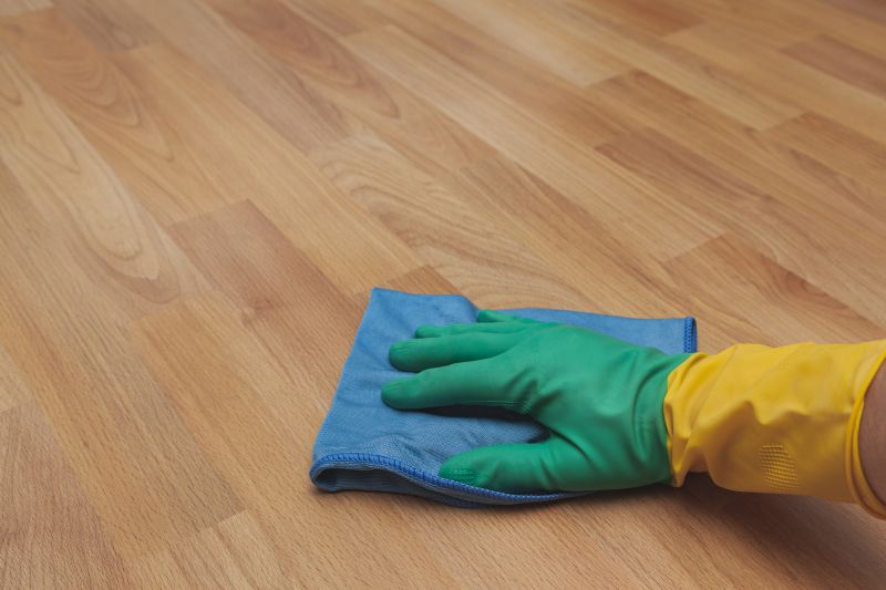 Hardwood Floor Polishing in Pasadena, CA
