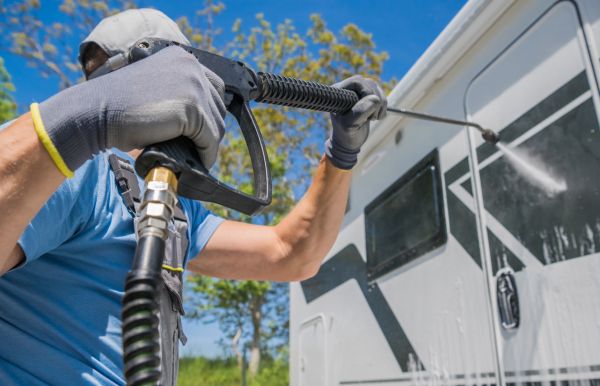 Mobile Home Washing