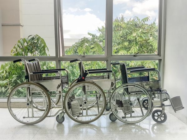Healthcare Window Cleaning