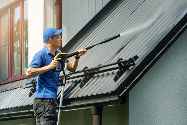Metal Roof Pressure Washing