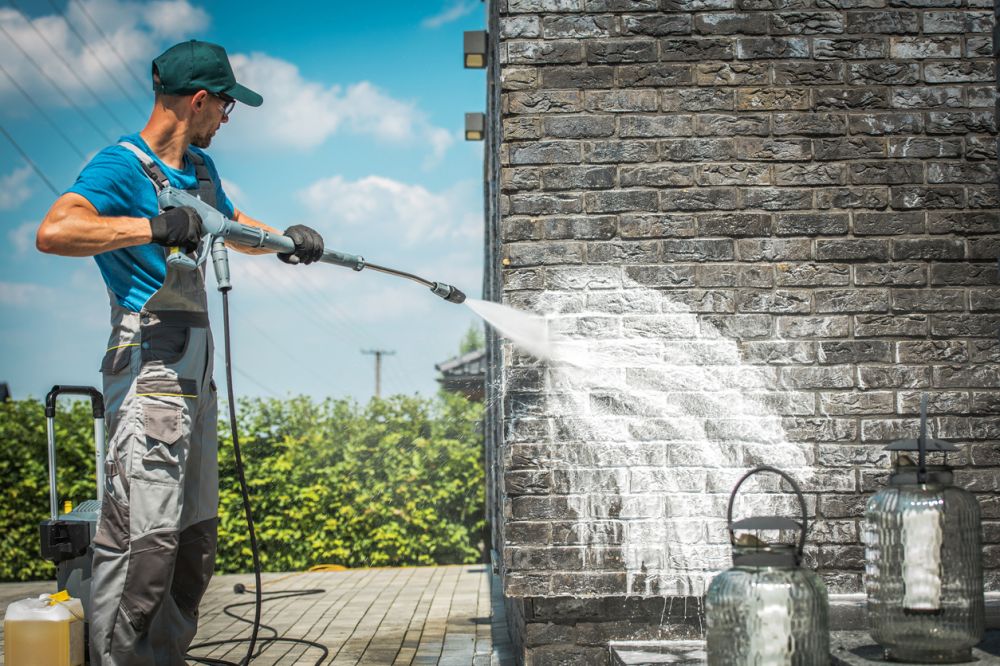 Exterior Wall Powerwashing